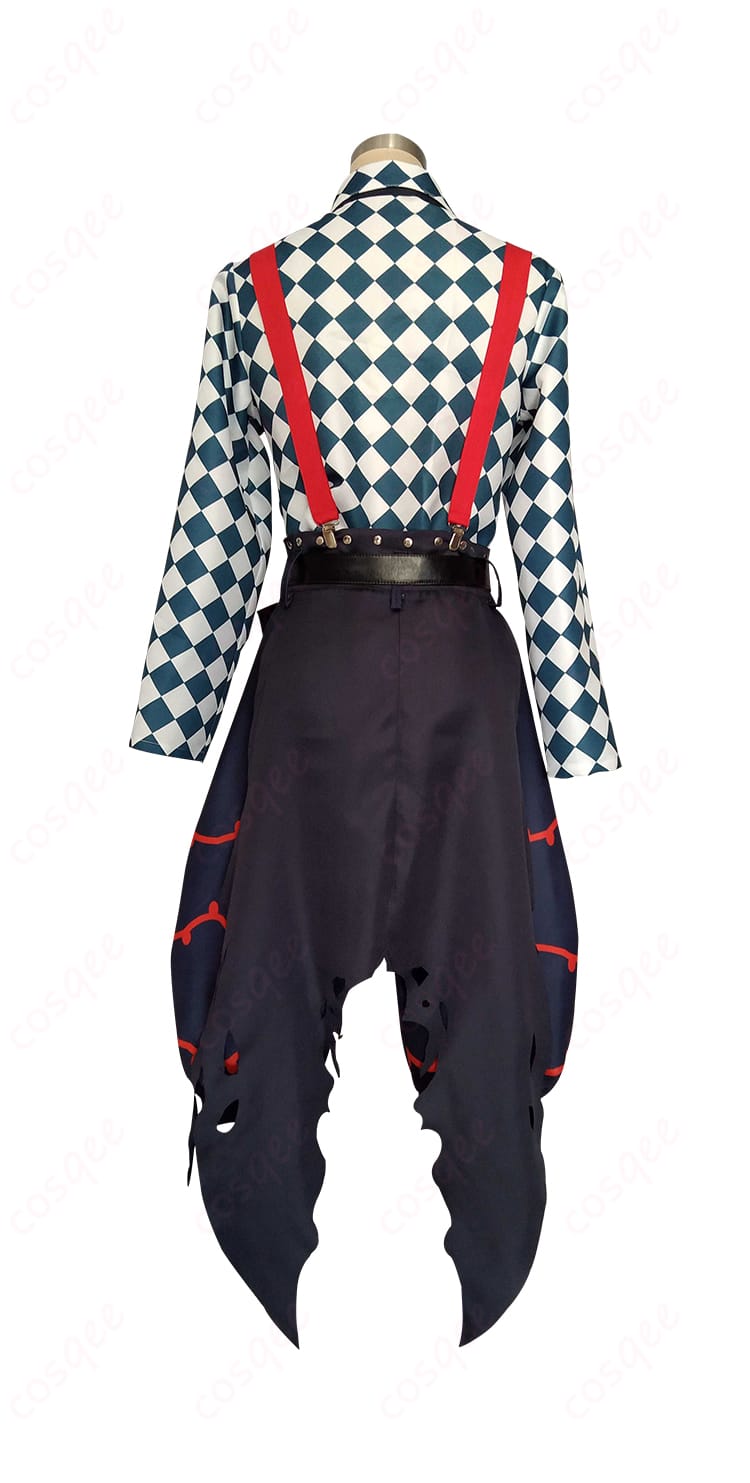 ラト・バッカのコスプレ衣装の背面、細部まで再現されたデザイン