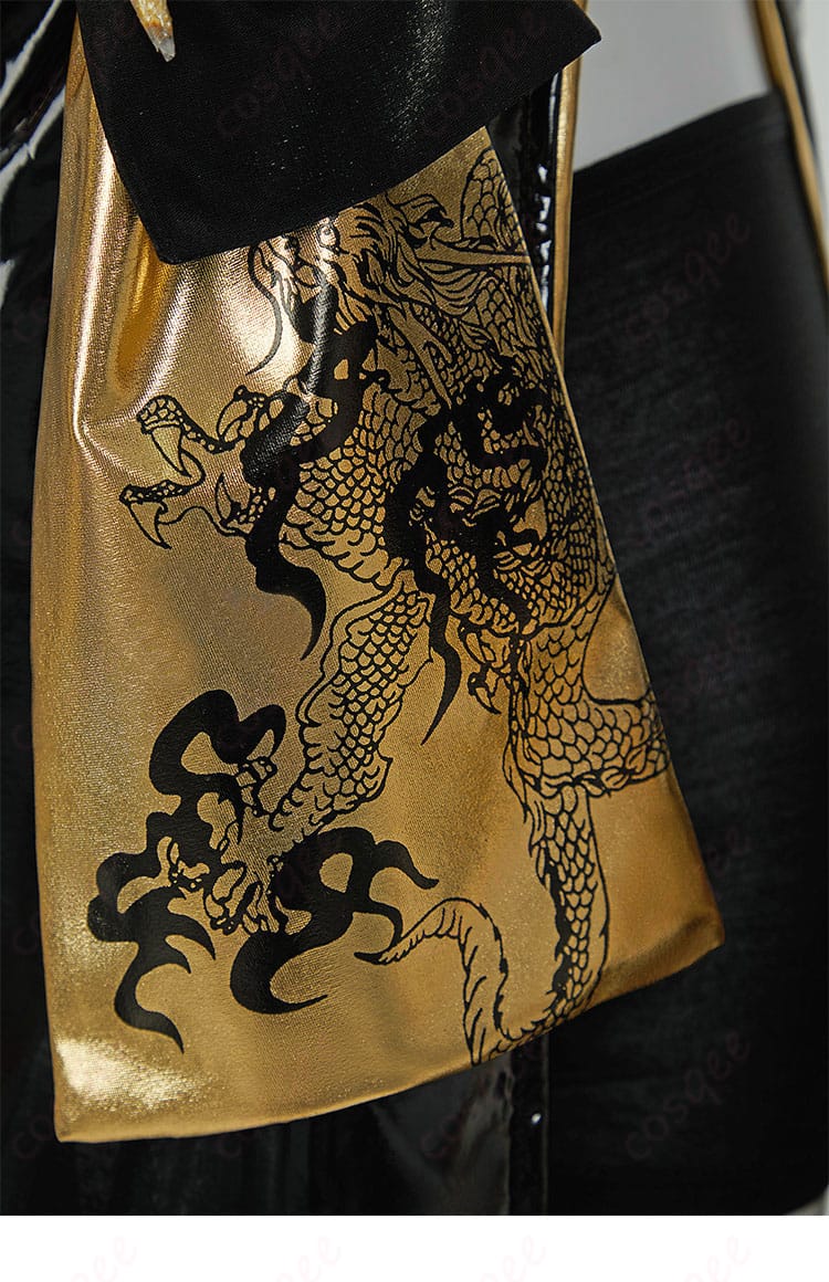 衣裳の裾部分に施されたドラゴンデザインの細部。目を引く美しい装飾です。