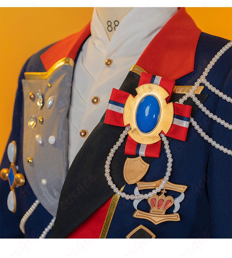 あんさんぶるスターズ!! 伏見弓弦 コスプレ衣装 前胸の装飾ディテール。美しい刺繍が特徴です。