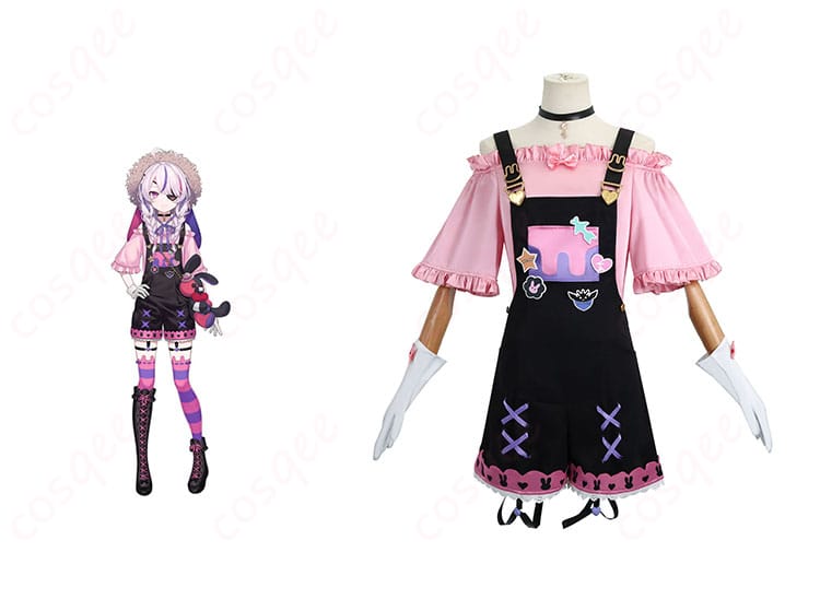 商品正面とキャラクターのマリアが一緒に写ったコスプレ衣装の画像。高い再現度が魅力のコスプレ衣装。