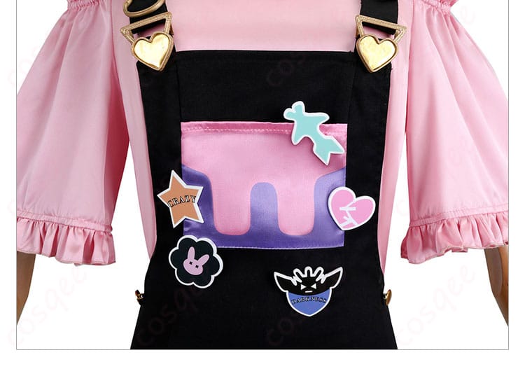 服装装饰细节图。衣装全体の装飾部分、花柄や刺繍が美しく表現された画像。